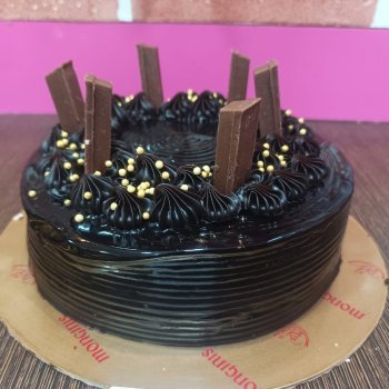 Kitkat Cake 