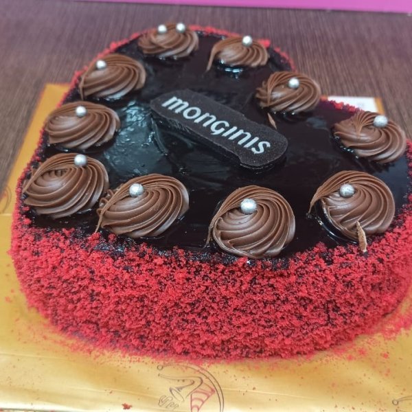  Red Heart Chocolate Cake Small + Popper 40 inch + Sparkle candle 