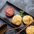 Momos